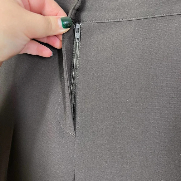 St. John Brown Cropped Ankle Dress Pants Trousers Size US 10 - Picture 4 of 12